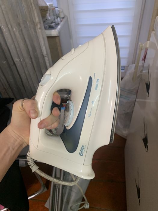 Праска  утюг Philips