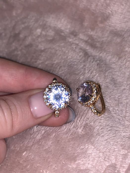 Продаю сережки