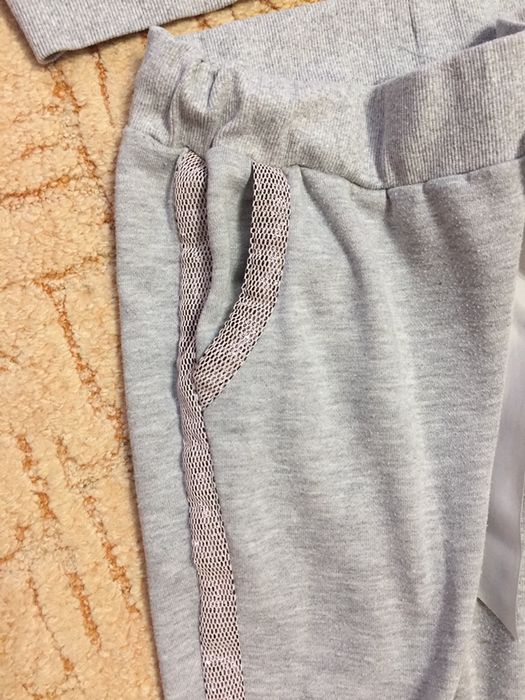 Женский спортивный костюм adidas