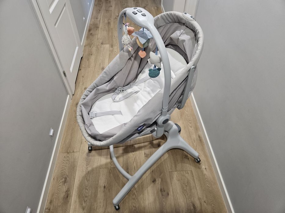 Chicco Baby Hug 4w1 + Materac