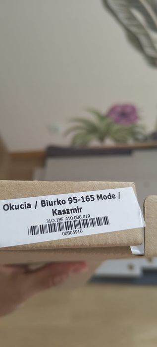 Biurko Meblik Mode 125,4 cm, kolor kaszmir bez szuflad