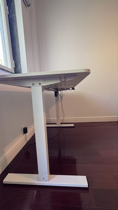 Secretária Elétrica Elevatória – Standing Desk Ajustável em Altura