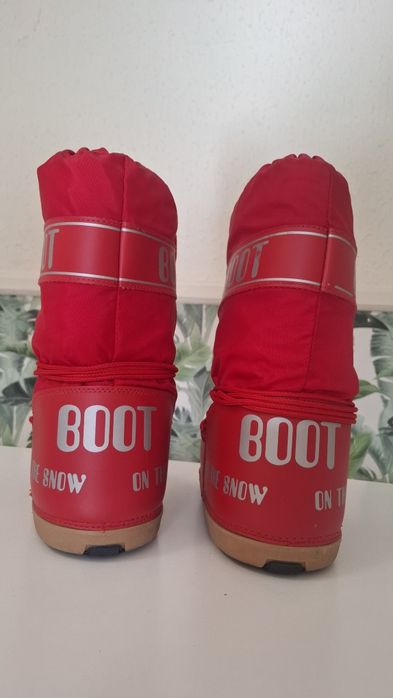 Botas e luvas de neve452887456284692482