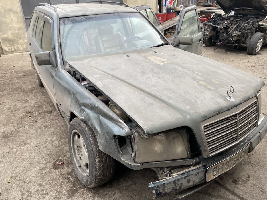 Продам 124 Мерседес 4 матик по зап'ястях после ДТП: 2 500 $ - Mercedes ...