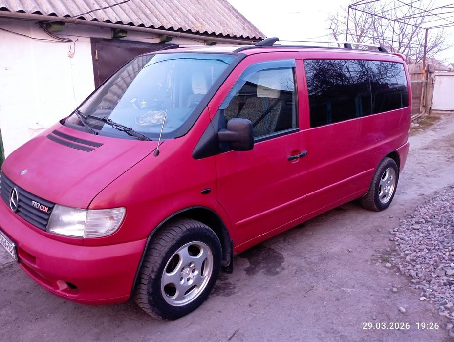 Продам сімейний автомобіль