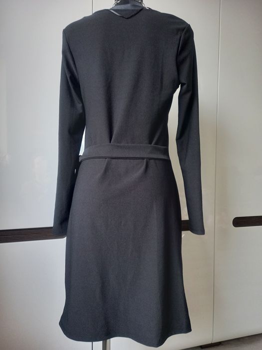 Przepiękna sukienka czarna Tom Tailor roz M lejącą mała czarna