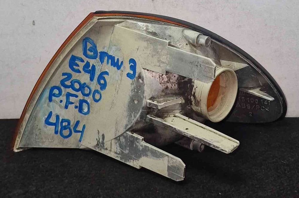 Pisca Frente Direito BMW 3 (E46) ano 2000