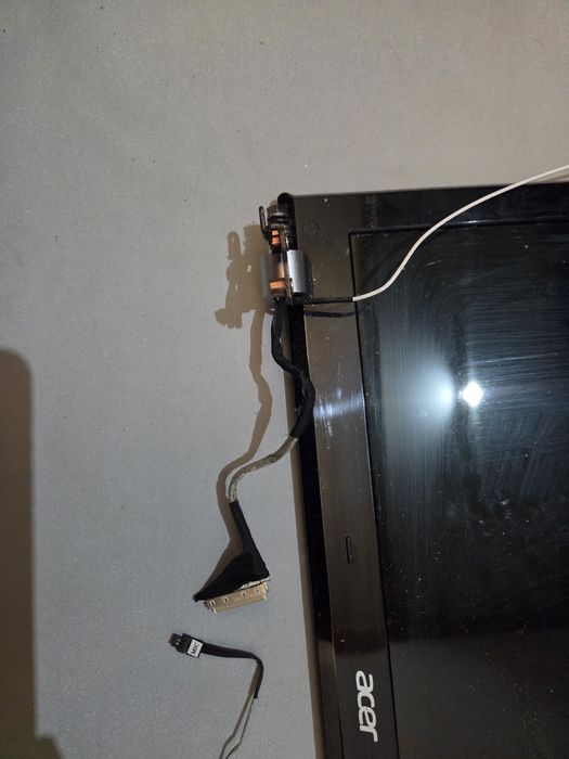 Sprzedam klapę Matrycy do Laptopa ACER V30-571G [całośc]