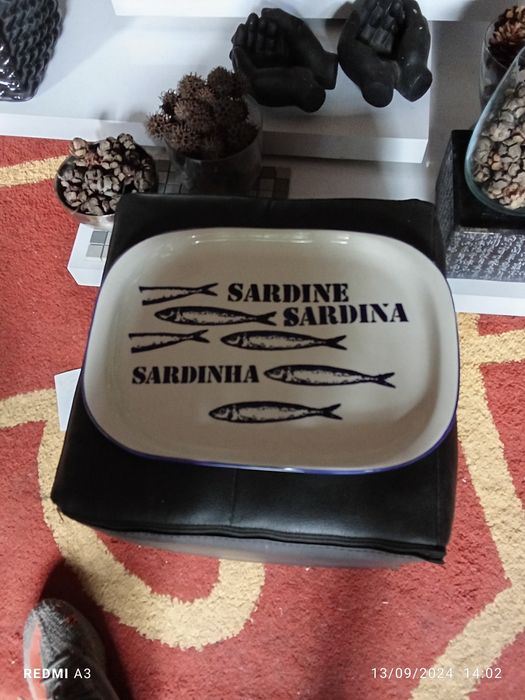 Travessa decorativa em excelente estado