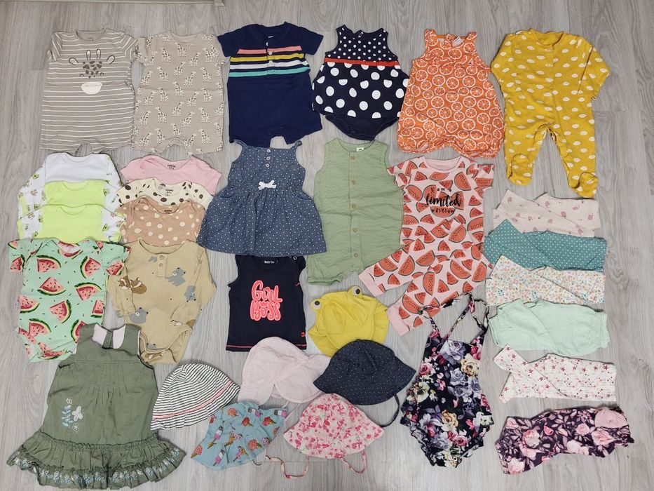 Набір одягу на дівчинку 68-74, пісочники, сукні, бодіки, лосини