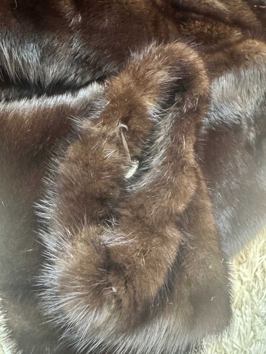 Продам норкову шубу у відмінному стані у м. Суми