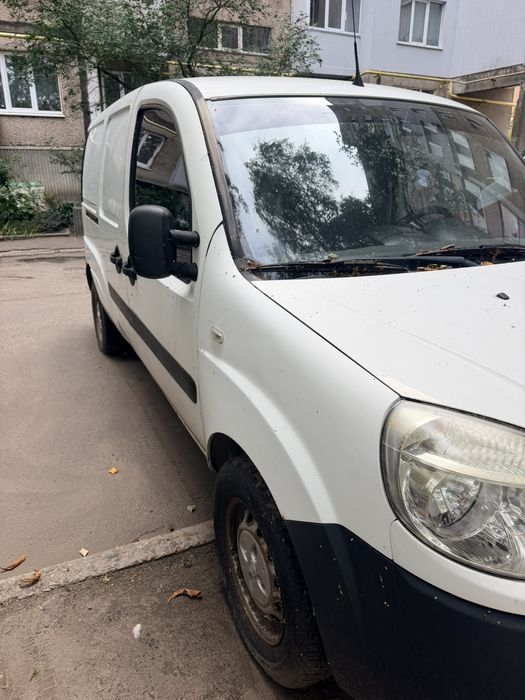 Fiat Doblo Maxi 2008, вантажний фургон, ГБО, білий