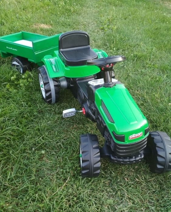 Дитячий трактор на педалях,детский трактор на педалях,купити трактор