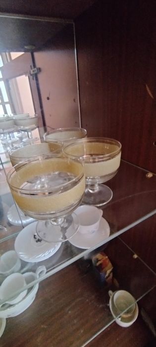 Продам Бокалы 2 набора по 4шт