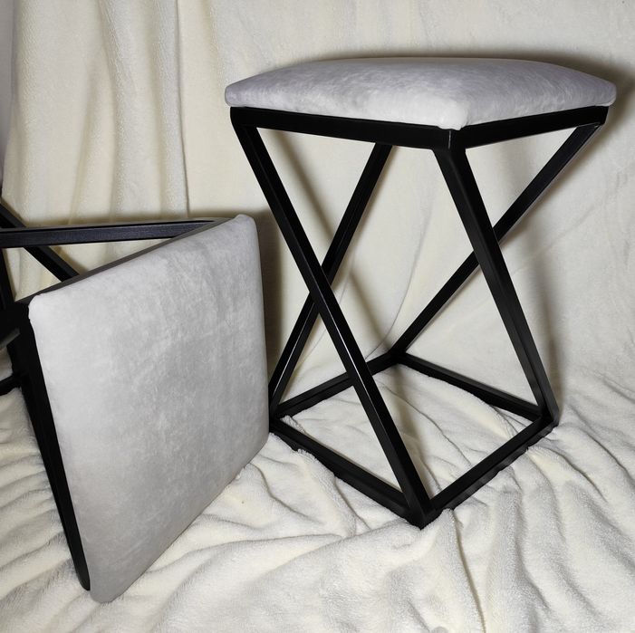 Табуретки ручної роботи!