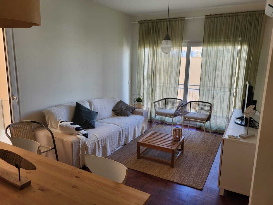 Apartamento T4 para férias junto á praia, Quarteira