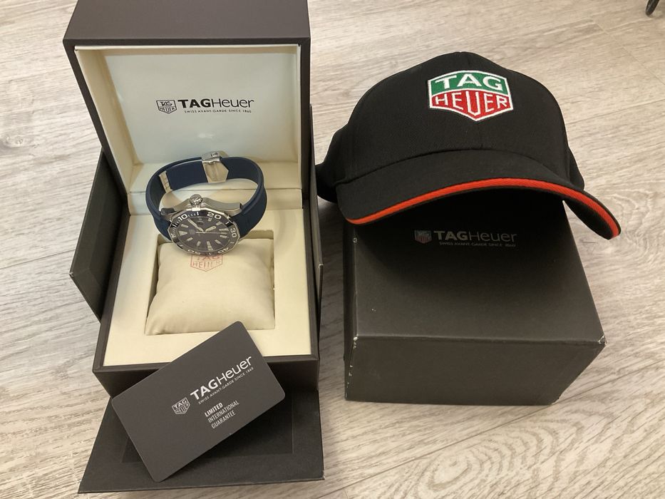 часы  TAG Heuer Aquaracer Calibre с ‼️бейсболочкой комплектик‼️