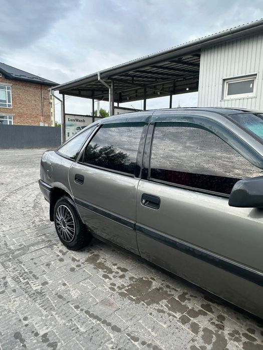 Авто Opel Vectra
