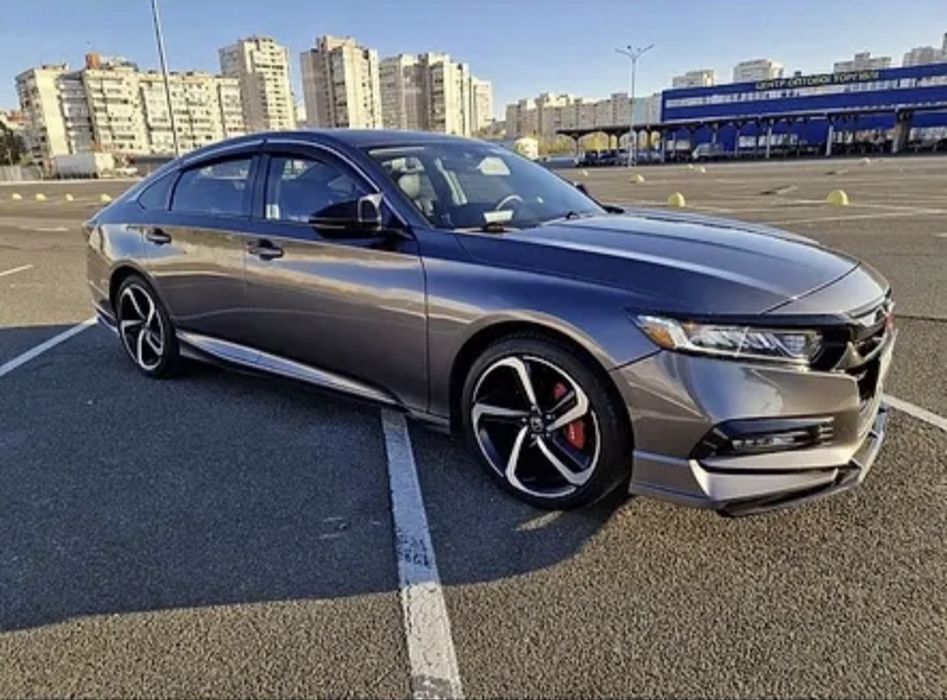 Honda Accord 2018 X покоління  •  1.5 i-VTEC Turbo CVT (192 к.с.)  •  EX-L