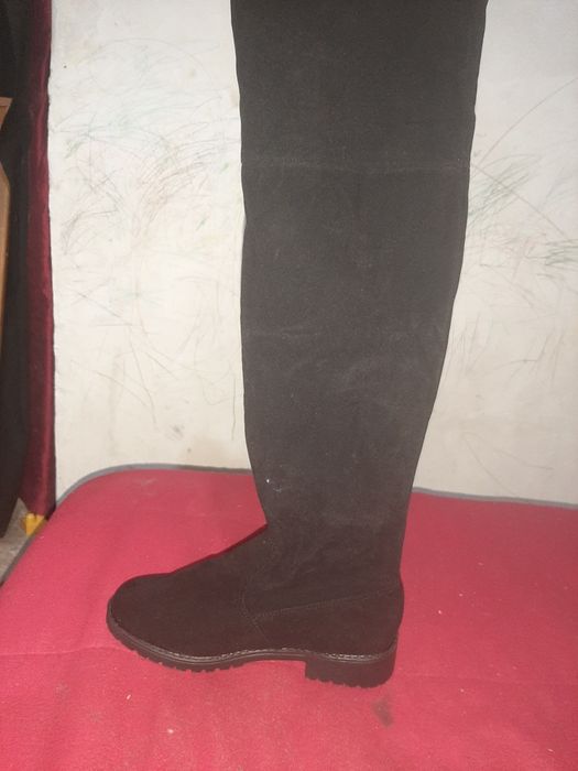Vendo botas n40 nunca usadas