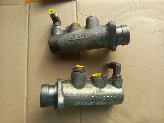 Pompka hamulcowa Lucas 3384685M3 Massey 8150