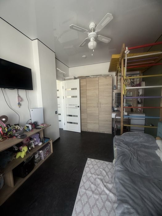 Продажа Таунхаус Вышгородский район,с.Новые Петровцы КГКанево ,озеро