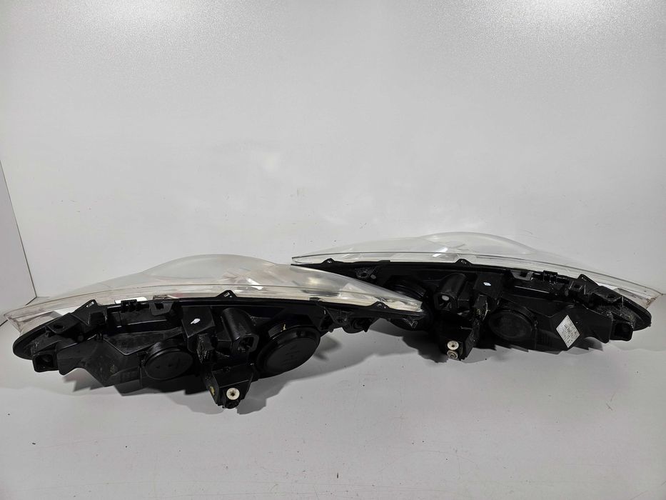 Peugeot 307 Lift FL Lampy Przód Przednie Komplet Lewa + Prawa Europa