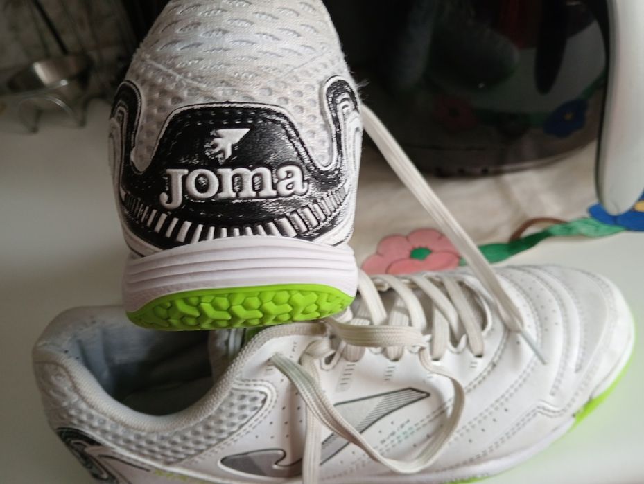 Tênis de Futsal.n 39