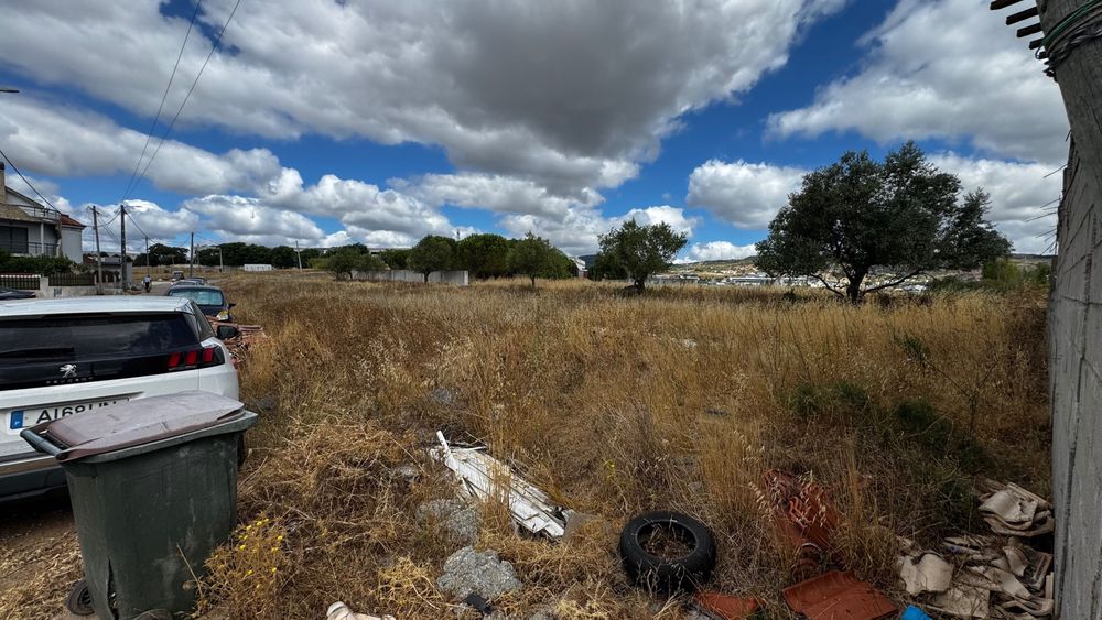 2 Plots of Land for Sale – São Julião do Tojal