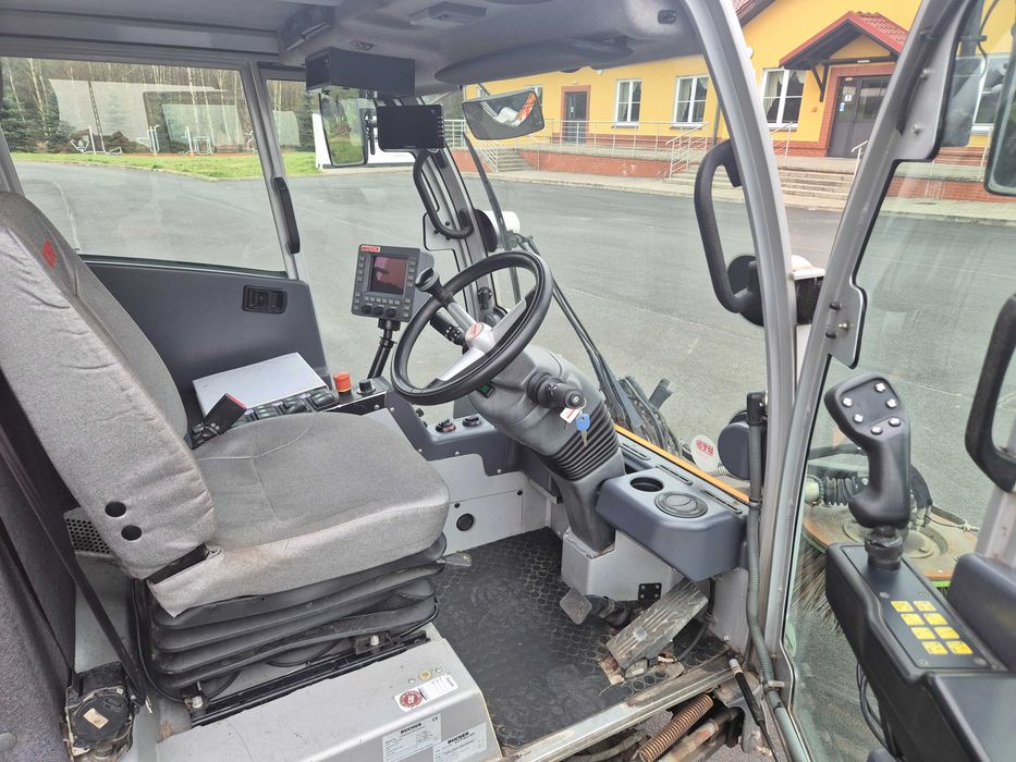 Zamiatarka bucher citycat2020 schmidt euro 6