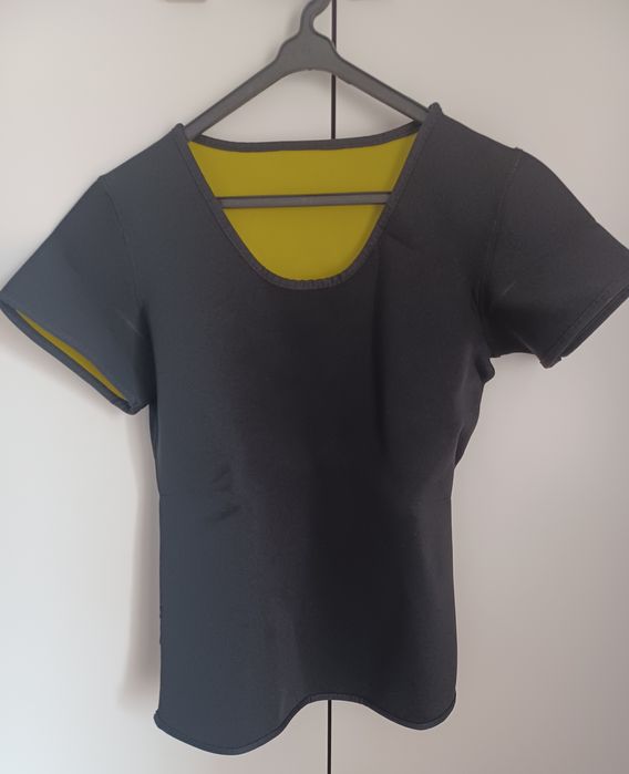 T-shirt Desportiva Feminina com Efeito de Sauna - S