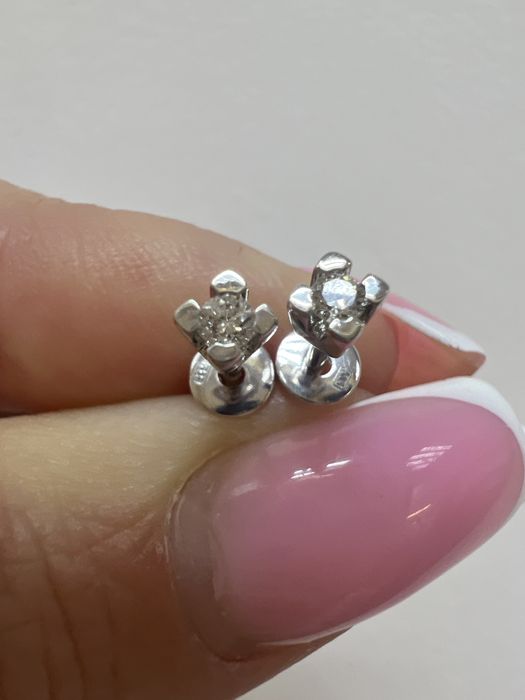 Золотые серьги пусеты с бриллиантами белое золото 585 пр