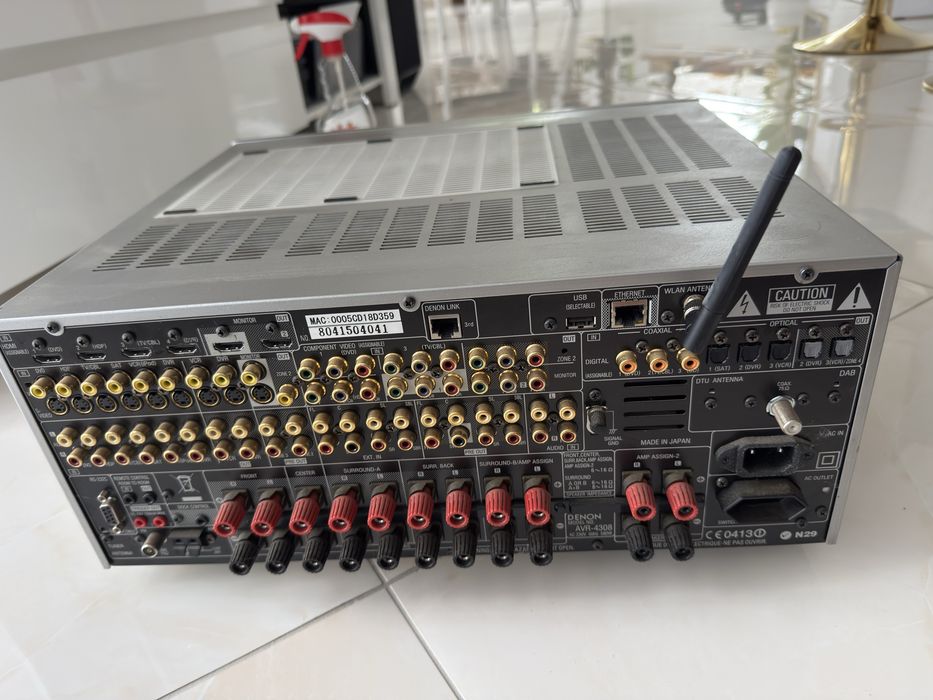 Amplituner denon hvr-4308