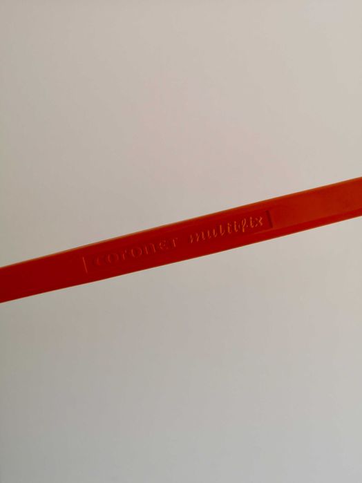 Cabide/cruzeta vintage cor de laranja, em plástico - Coronet Multifix