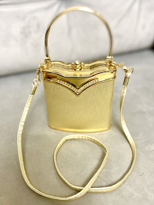 Zlota torebka elegancka kryształy bigiel cyrkonie