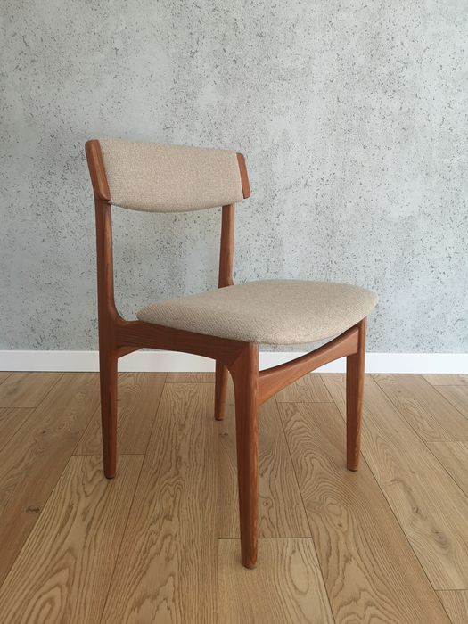 Krzesła tekowe duńskie