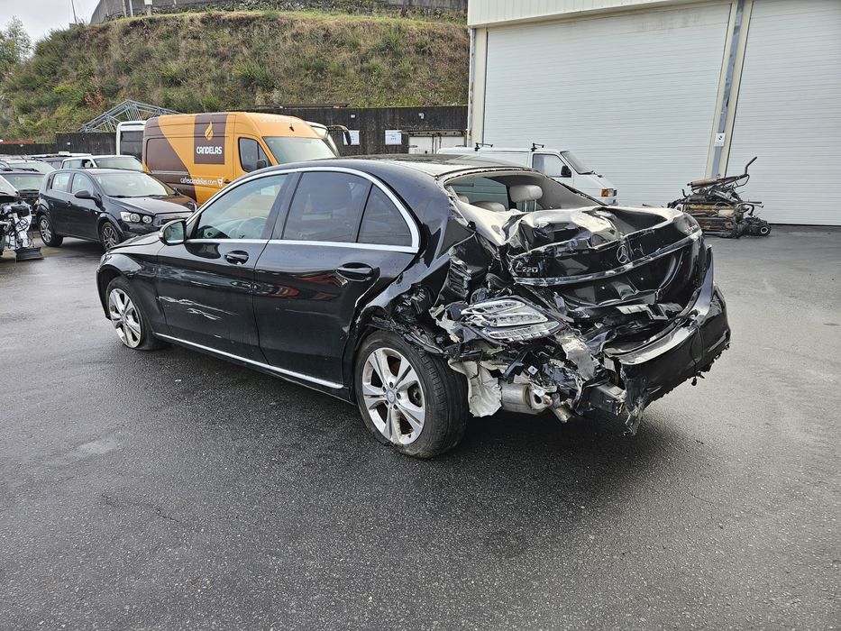 Mercedes-Benz C 220 BlueTEC W205  de 2016 para peças