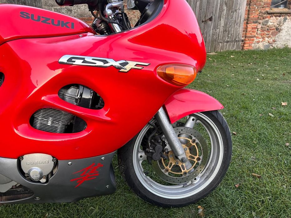 Suzuki GSX 600F piękny stań