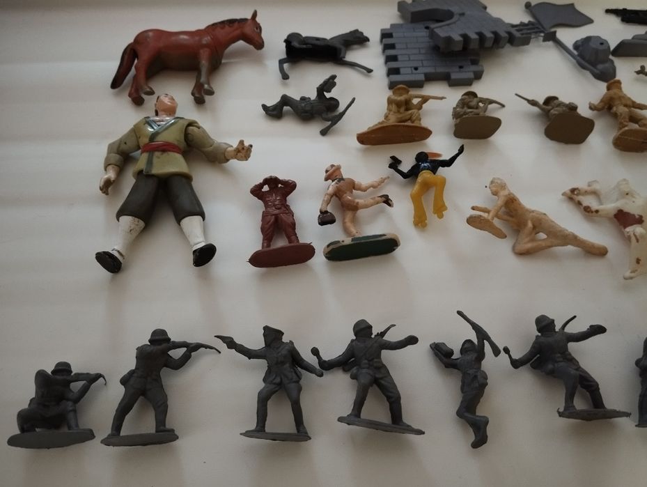 Солдатики.  Близько 30 шт