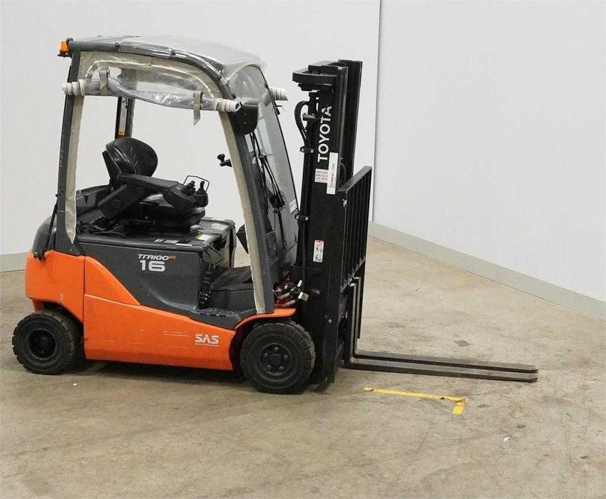 навантажувач бв TOYOTA 1,6t Єлектричный  подъём 3м,2020г.