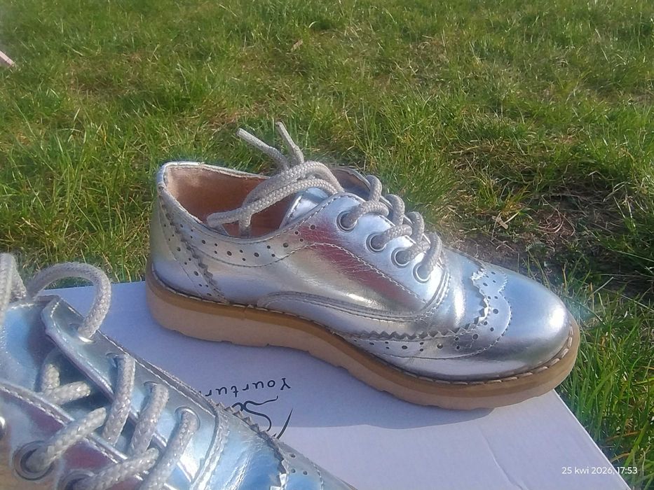 Buty dla dziewczynki roz  28