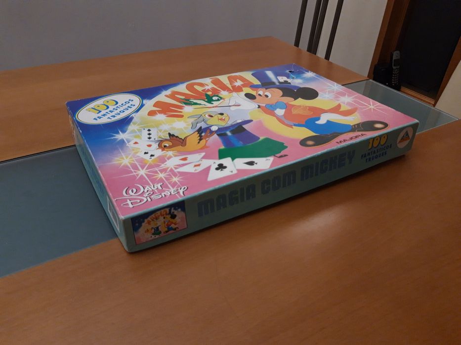 Magia com Mickey - 100 truques de magia