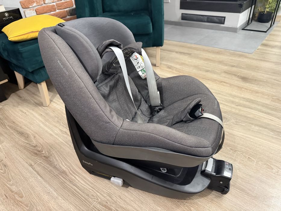 Fotelik 2way pearl Maxi Cosi + baza isofix
