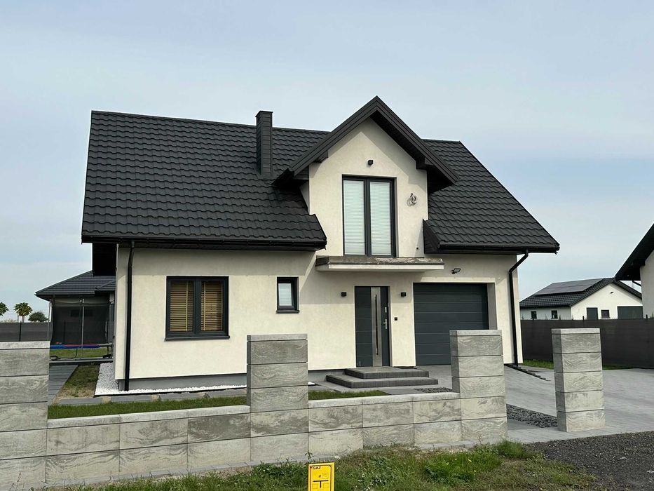 Sprzedam przestronny dom jednorodzinny