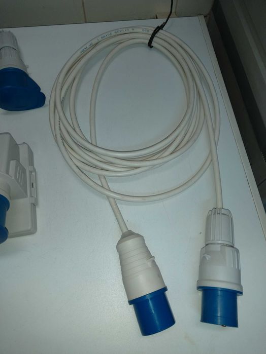 Tomadas e extensão431775246377953283