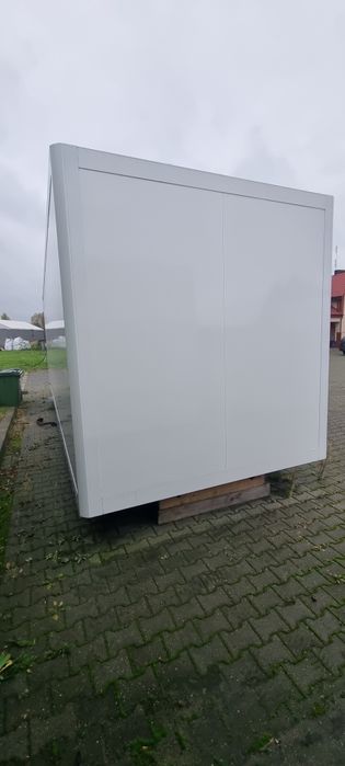 Kontener Izoterma 18 palet izolowany dach Zamykany winda meblowy mocny