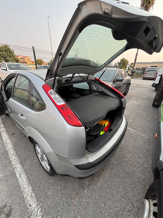 Ford Focus — fotografia 4