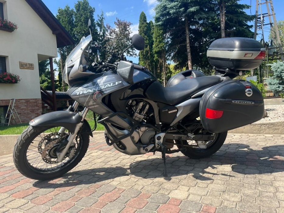 Honda Transalp Honda Transalp | Niski Przebieg | 3 kufry | Bogate wyposażenie