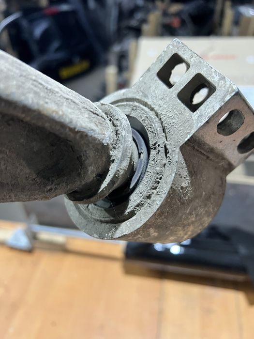 Рычаг передний левый опель инсигния 2008-2013 13318884 13273604