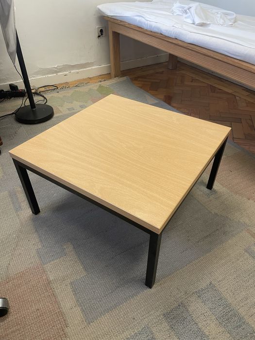 Mesa de centro metal e madeira